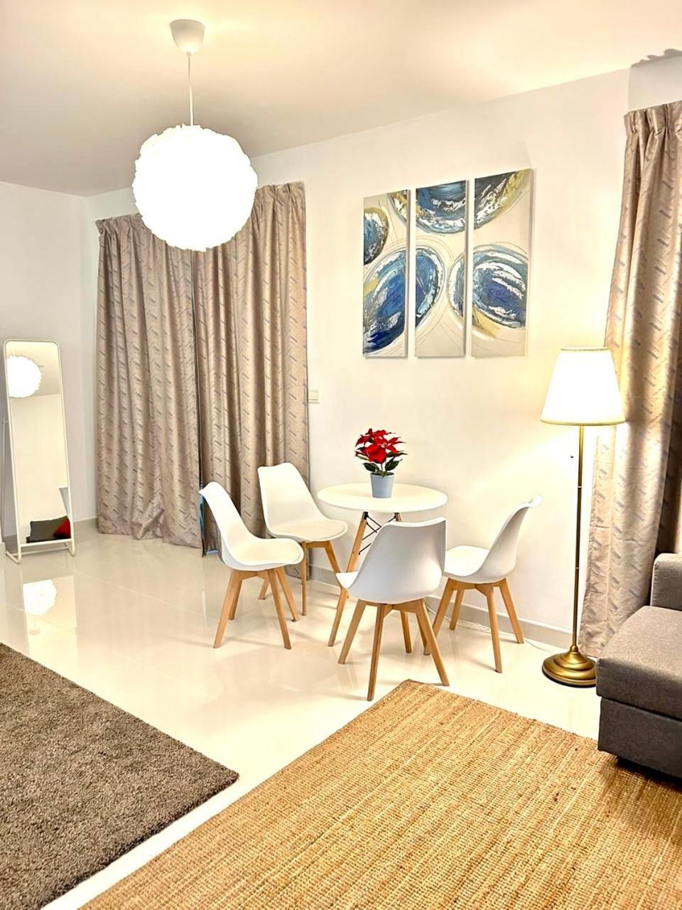 Appartement Seaside Spacious With Vibrant Vibes In Jbr By Sweet Homes *