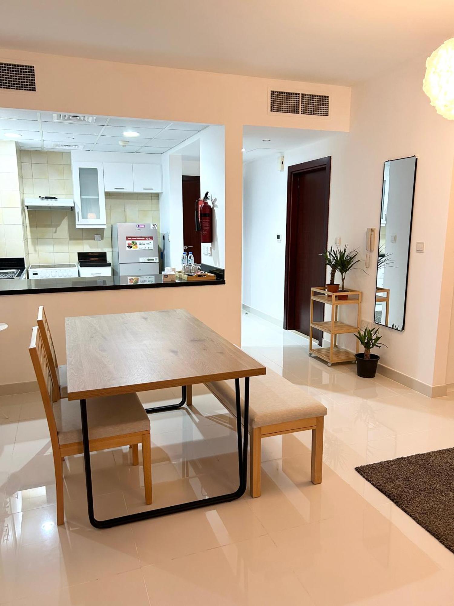 Appartement Seaside Spacious With Vibrant Vibes In Jbr By Sweet Homes